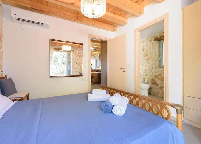 Meganisi Armonia - Private Pool Oasis